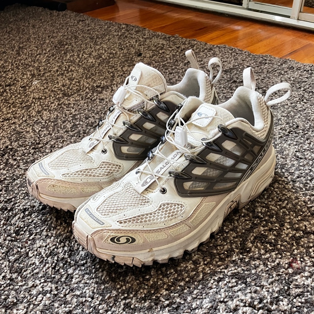 Salomon ACS Pro Desert Sneakers, W7.5